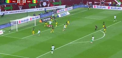 芒果体育直播网页版-半场：塞内加尔1-0马里，恩迪亚耶破门，比苏马染红